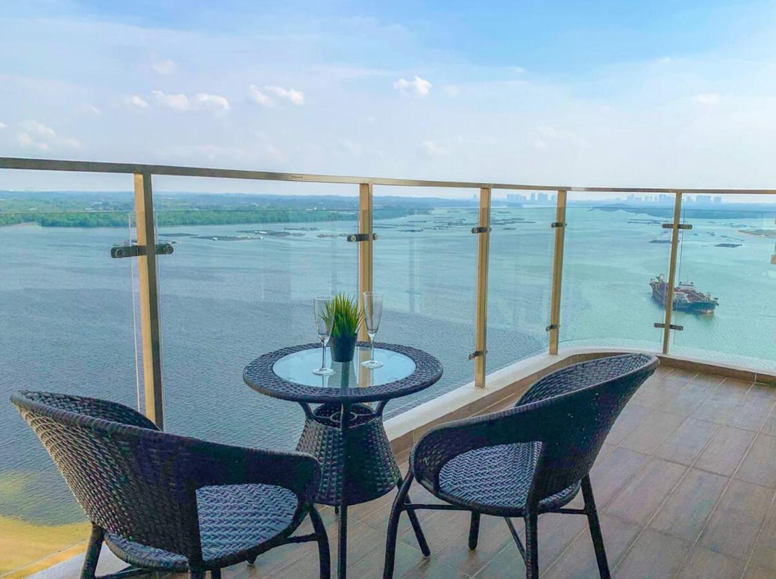 Country Garden Danga Bay @ Uha Aparthotel Джохор Бахру Екстериор снимка